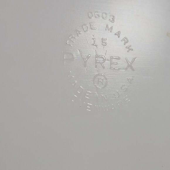 Vintage Pyrex Primary Yellow Baking Casserole Refrigerator Dish 0503 Made In USA - Picture 7 of 10